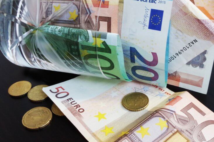 Dinero